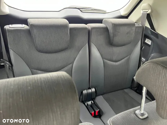 Toyota Prius+ (Hybrid) Executive - 9