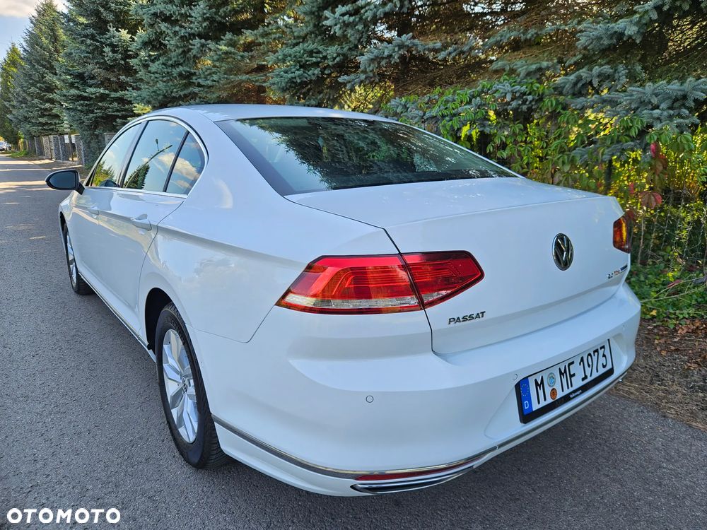 Volkswagen Passat 2.0 TDI BMT Comfortline - 4