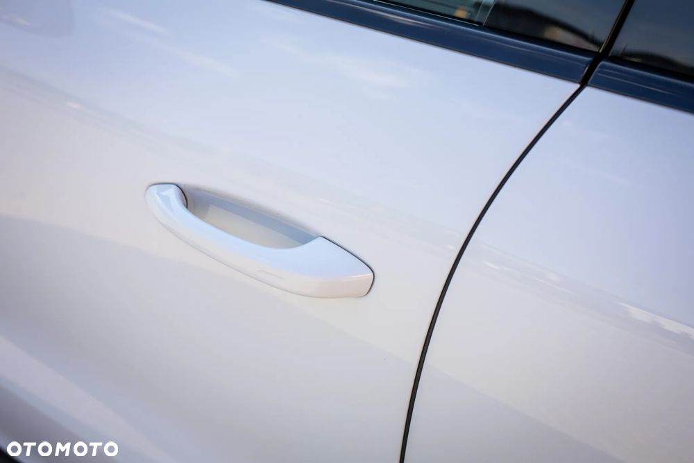 Porsche Cayenne - 14