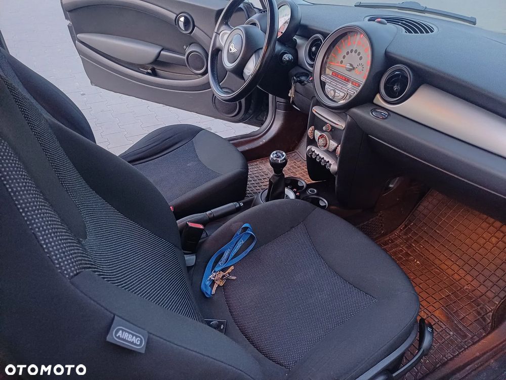 MINI ONE Standard - 36