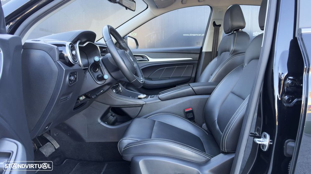 MG ZS EV 44.5 kWh Luxury - 13