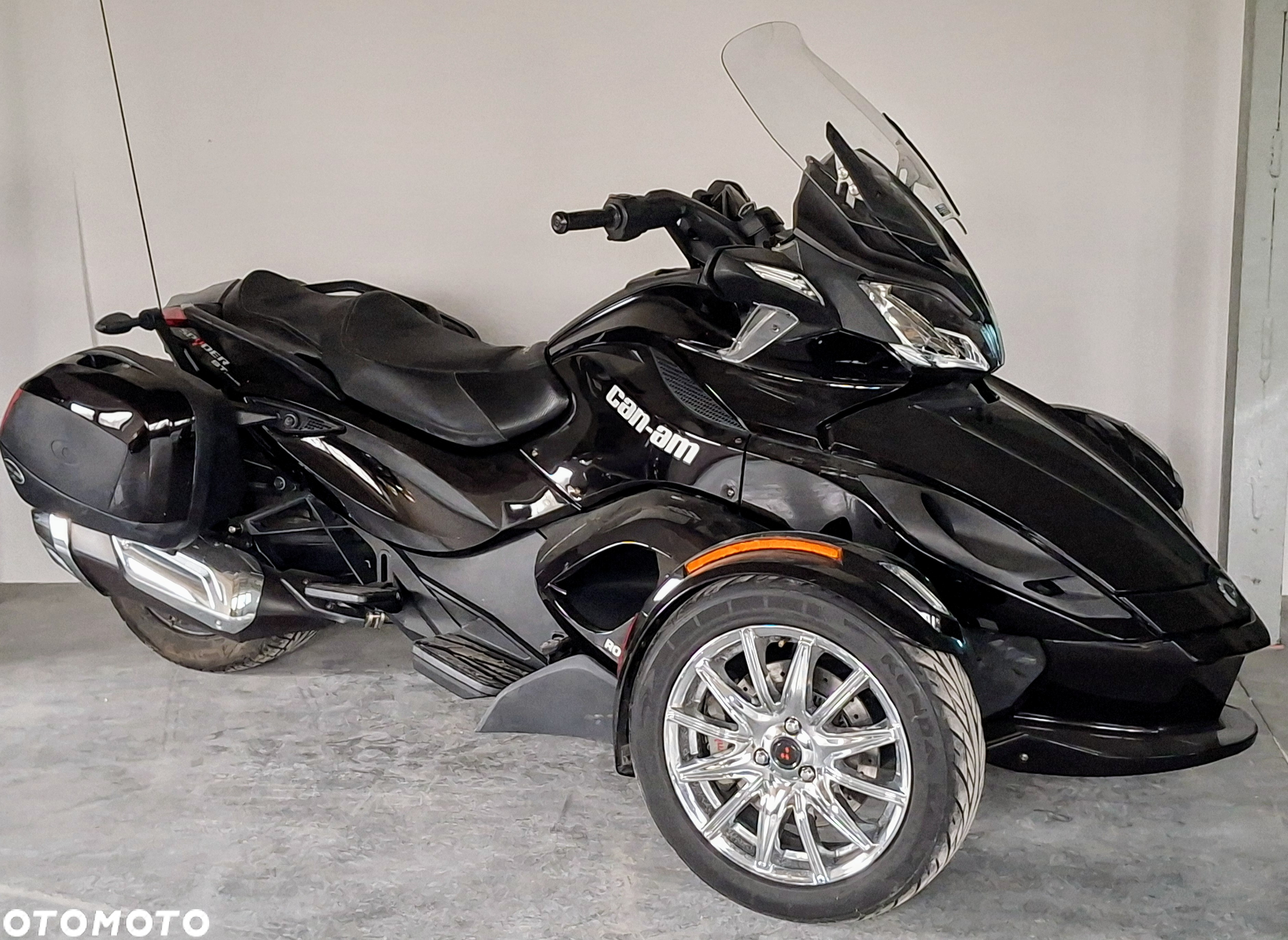 Can-Am Spyder - 5