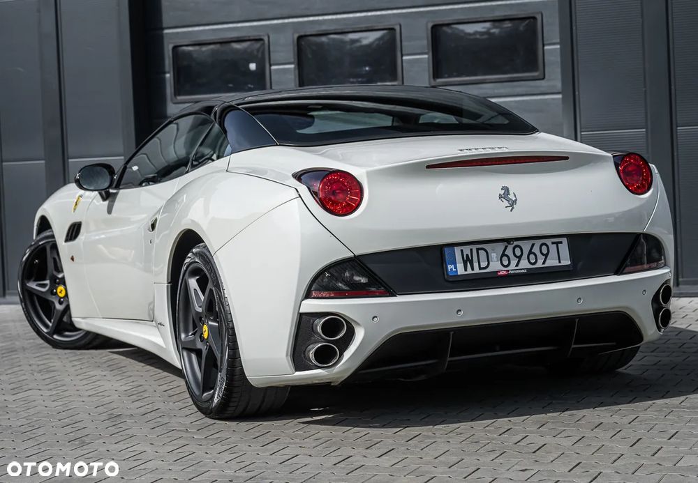 Ferrari California F1 DCT - 10