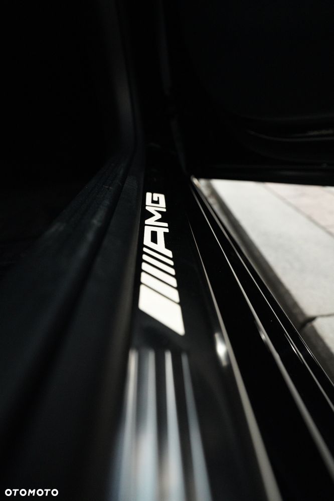 Mercedes-Benz AMG GT 43 4-Matic+ - 16