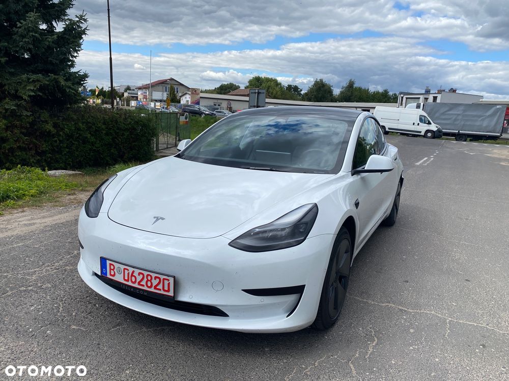 Tesla Model 3 Long Range RWD - 2