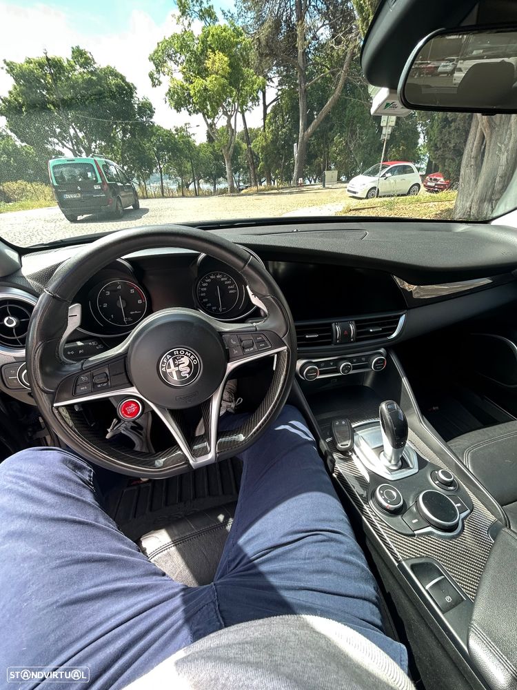 Alfa Romeo Giulia 2.2 D Super AT8 - 12