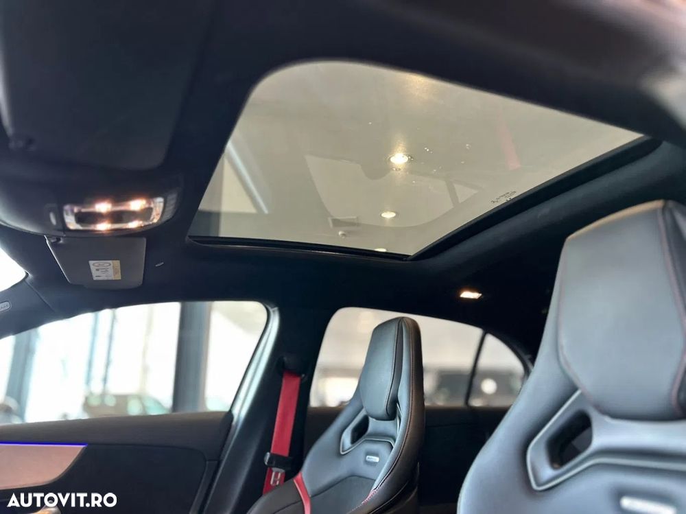 Mercedes-Benz A AMG 35 4MATIC+ Aut. - 9