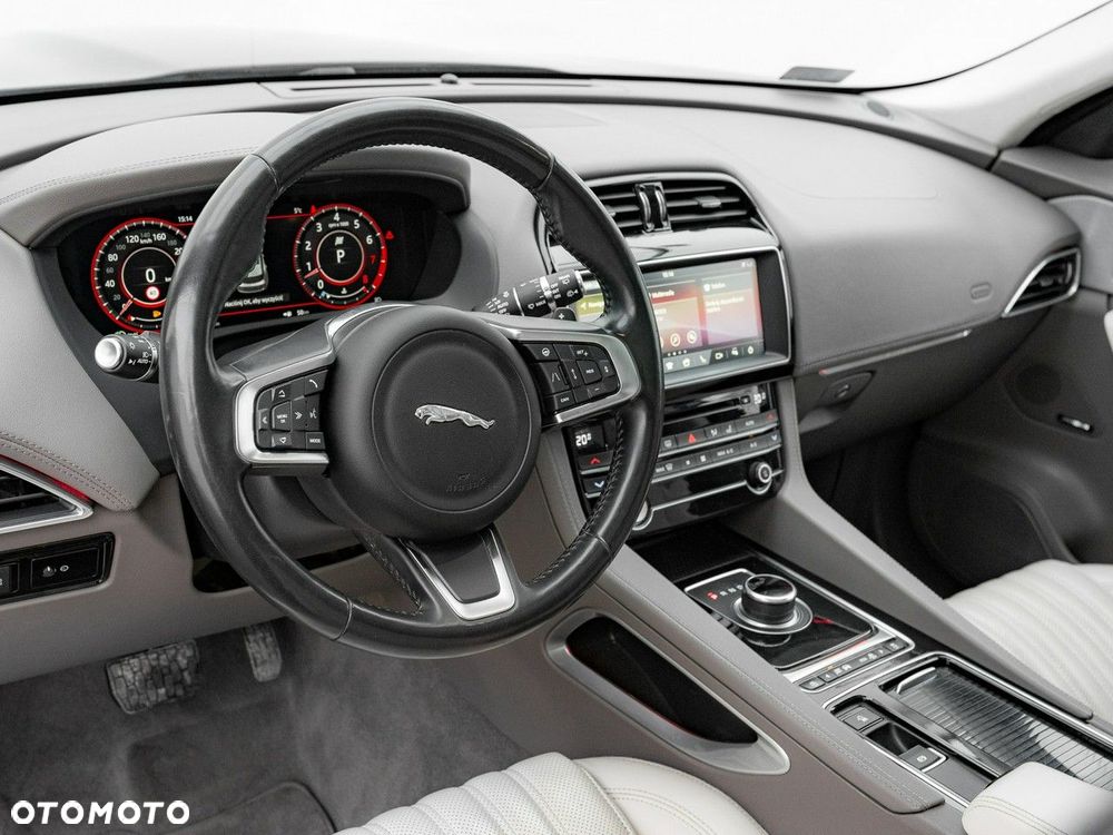 Jaguar F-Pace 2.0 i4P AWD Portfolio - 7