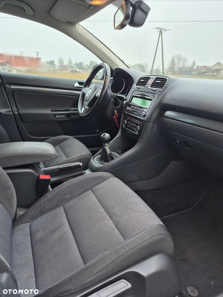 Volkswagen Golf 1.6 TDI DPF Comfortline - 5