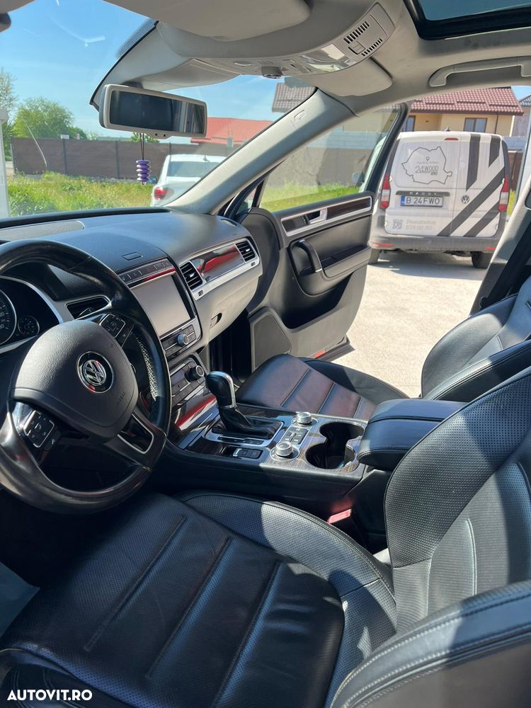 Volkswagen Touareg 3.0 V6 TDI BMT - 11
