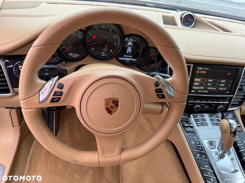 Porsche Panamera PDK Edition - 24