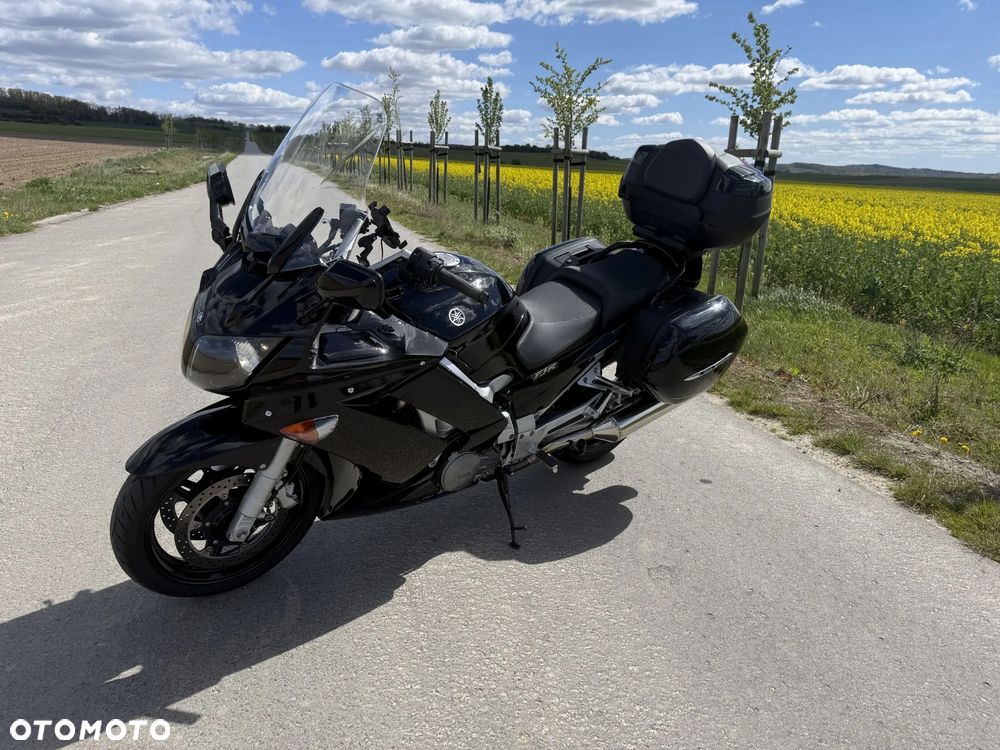 Yamaha FJR - 4