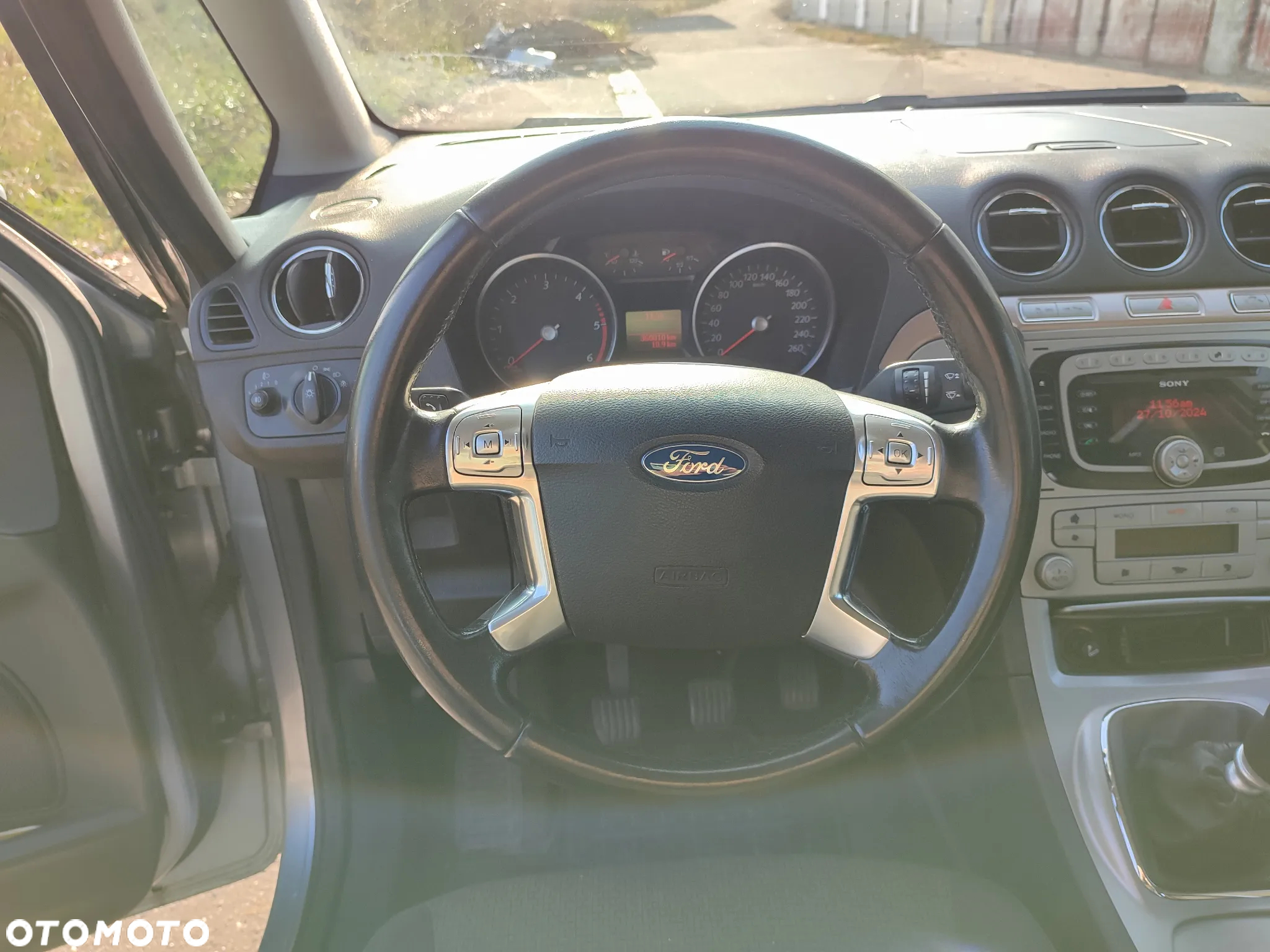 Ford Galaxy - 11