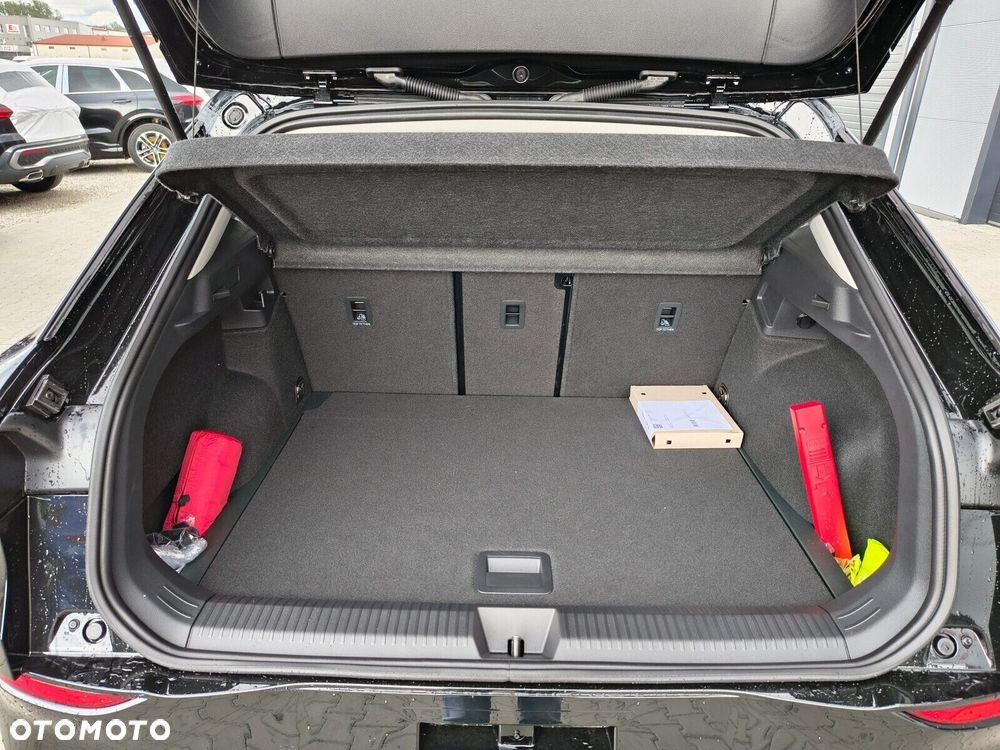 Volkswagen T-Roc 1.5 eTSI Life DSG - 9