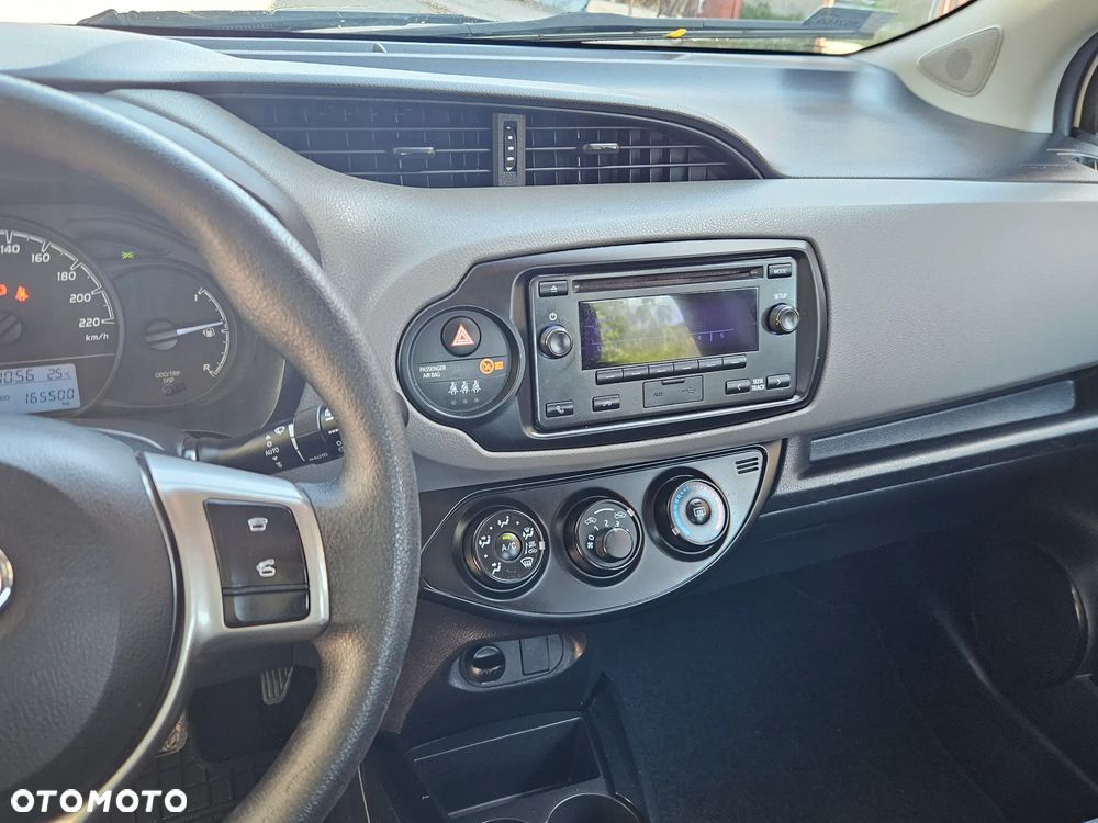 Toyota Yaris 1.0 Active - 10