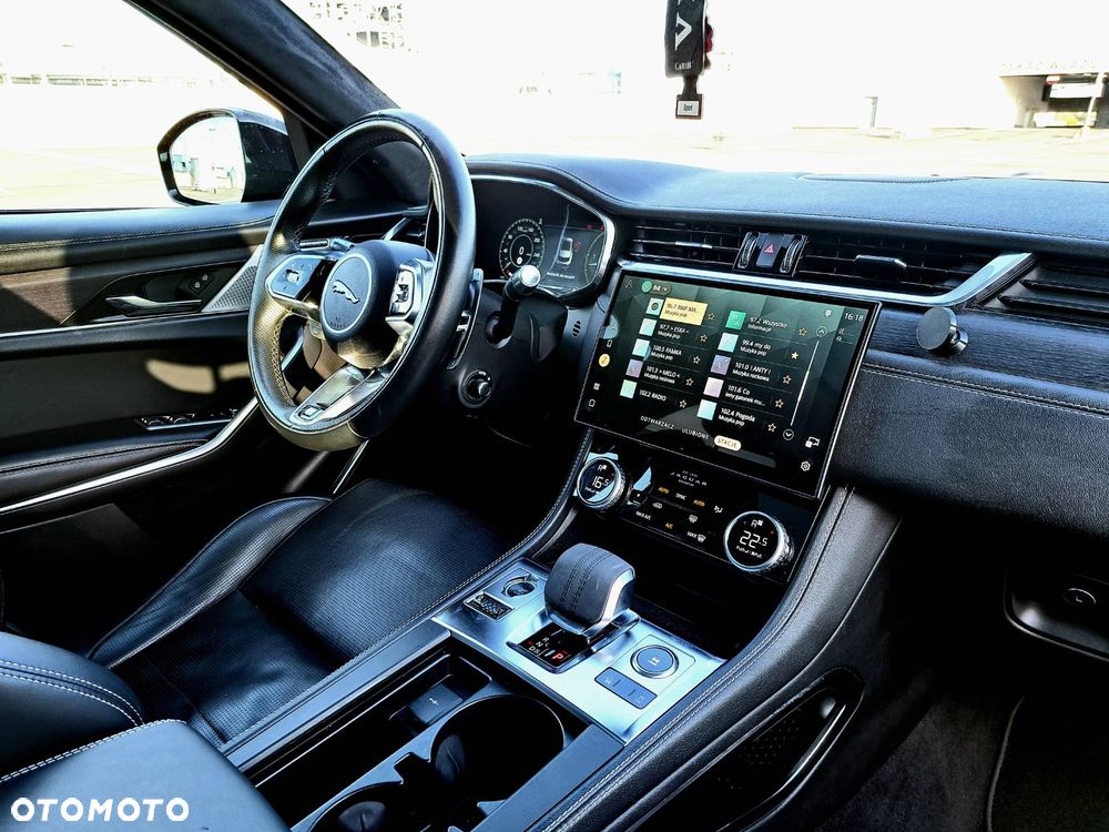 Jaguar F-Pace 3.0 TDV6 AWD 300 Sport - 5