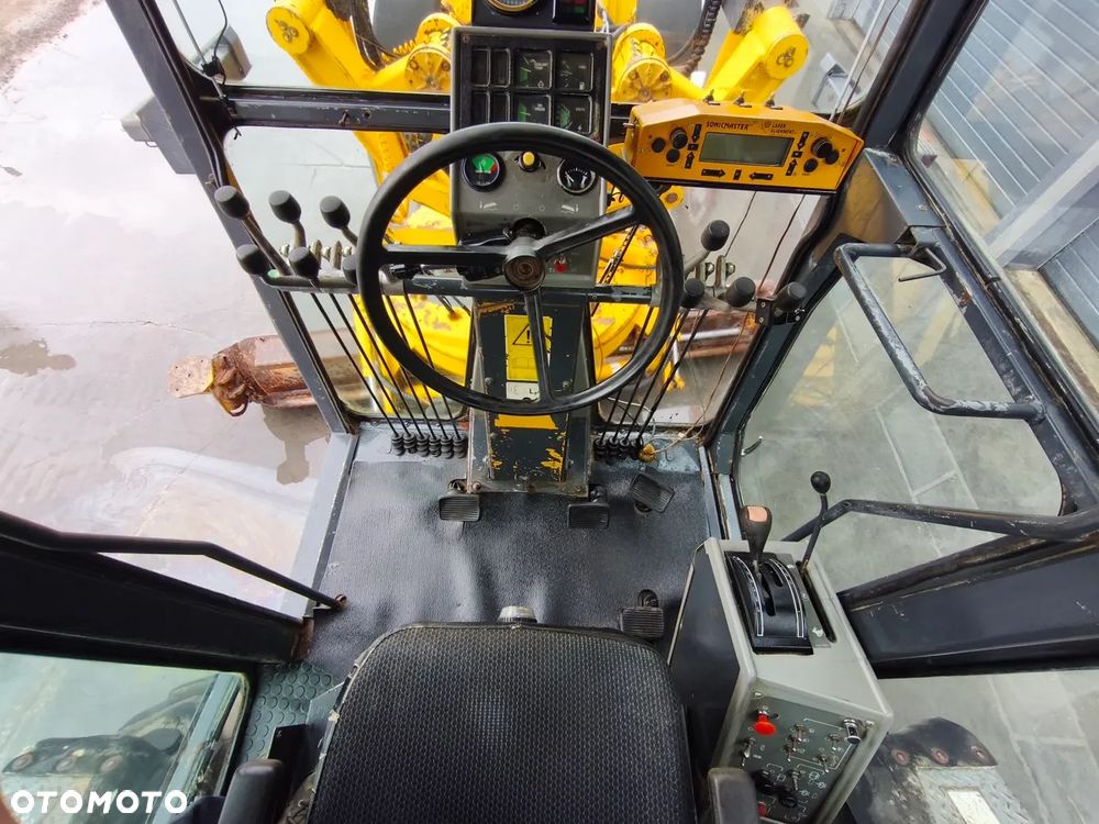 Komatsu GD650A-2EC - 9