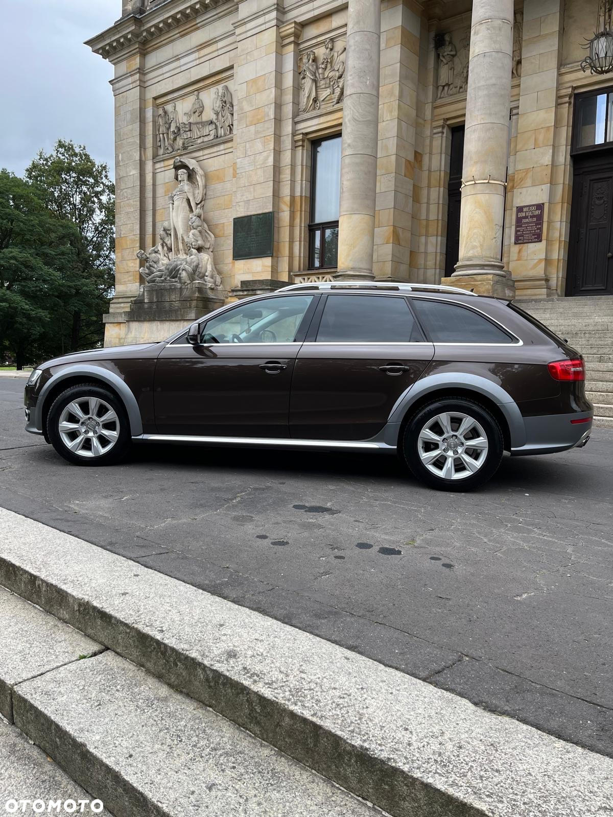 Audi A4 Allroad 2.0 TDI Quattro S tronic - 4
