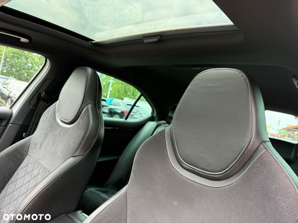 Skoda Superb 2.0 TDI Sportline DSG - 29