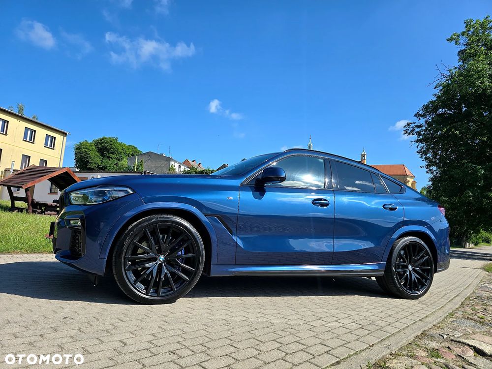 BMW X6 xDrive40d mHEV - 31