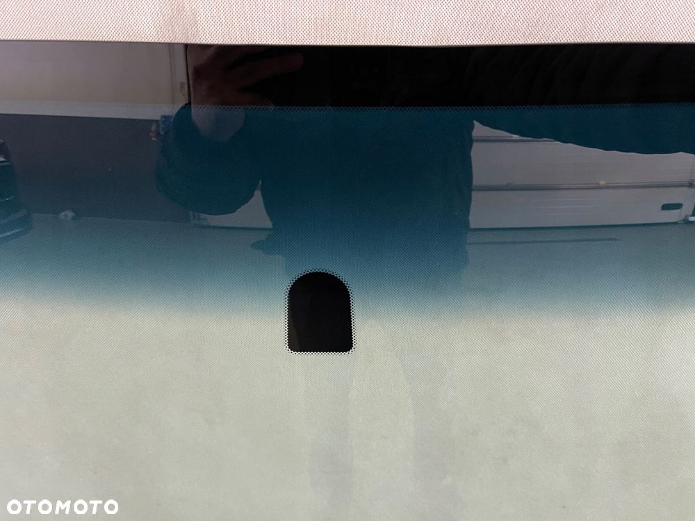 nissan skyline v35 szyba przednia nowa po 2003- - 2