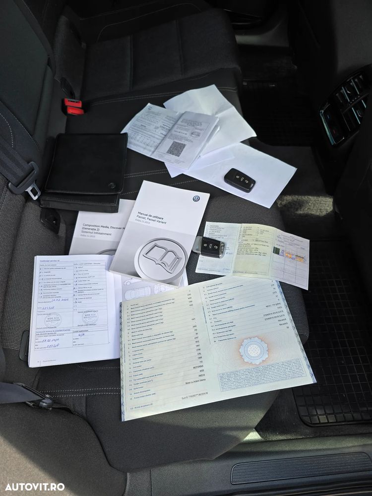 Volkswagen Passat 2.0 TDI DSG Comfortline - 33