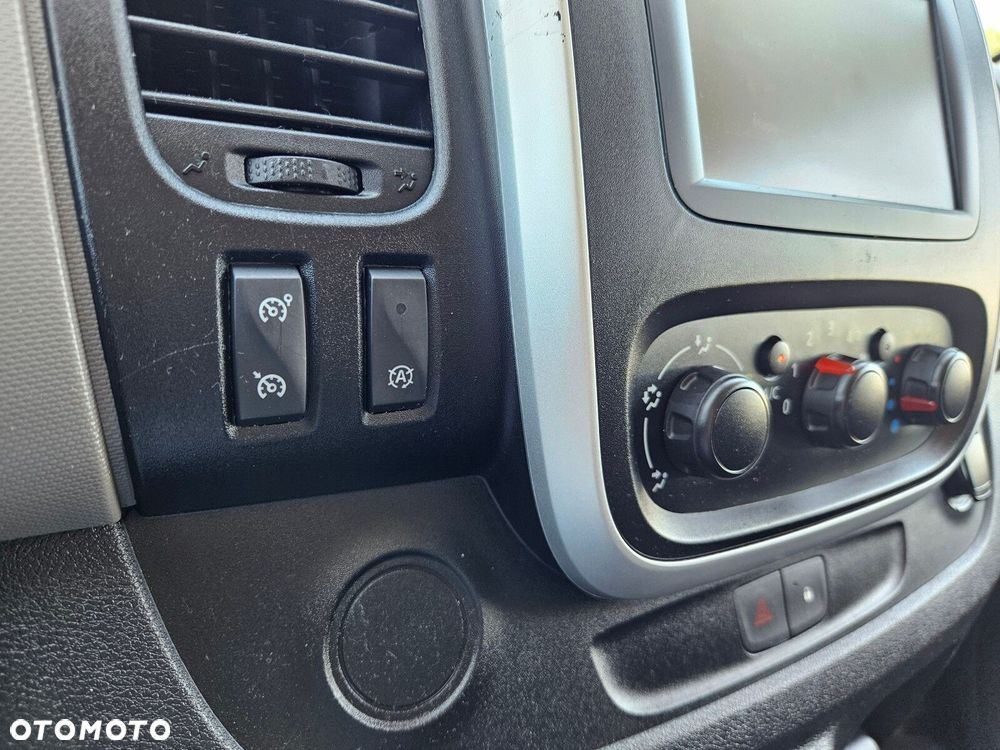 Renault Trafic L2H2 *54900zł NETTO* 1,6dCi/125KM - 23