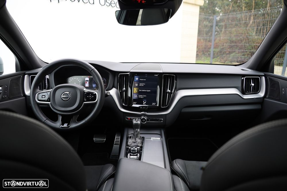 Volvo XC 60 2.0 D4 R-Design Geartronic - 16