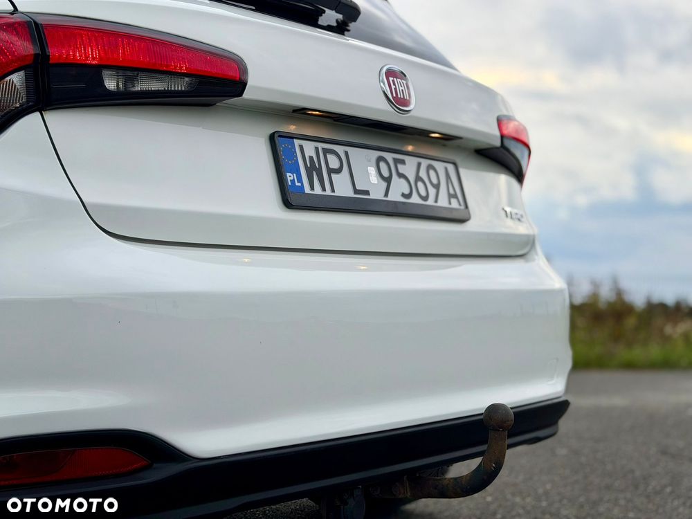 Fiat Tipo 1.4 T-Jet 16v Easy - 18