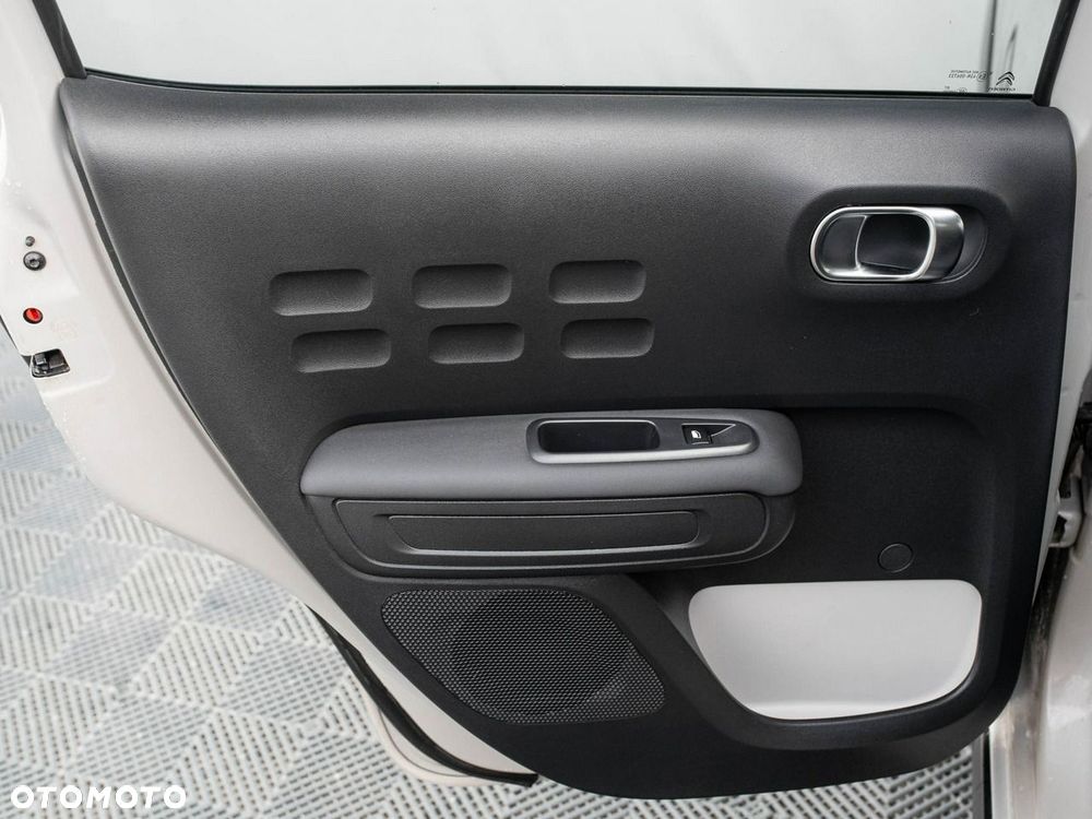 Citroën C3 1.2 PureTech Max EAT6 - 24