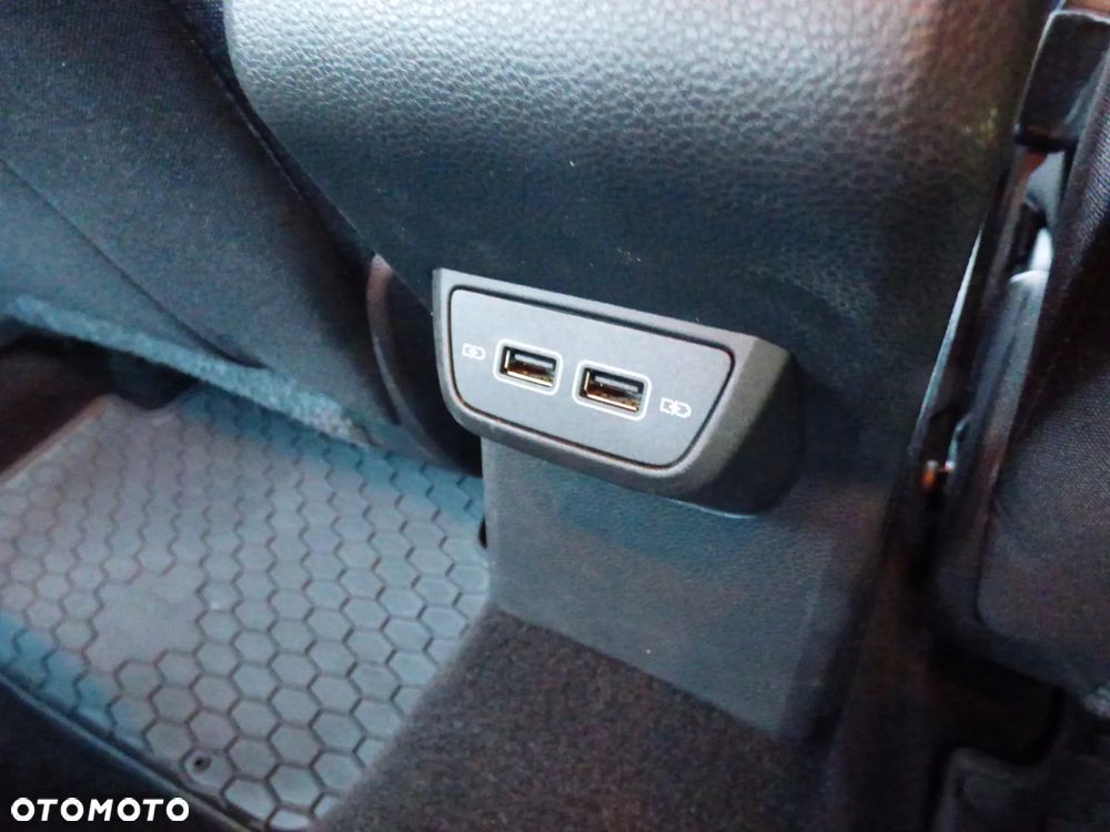 Volkswagen Polo 1.0 TSI Comfortline DSG - 28