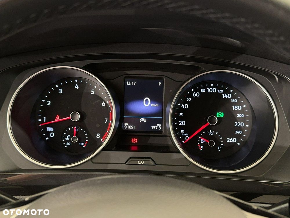 Volkswagen Tiguan - 22