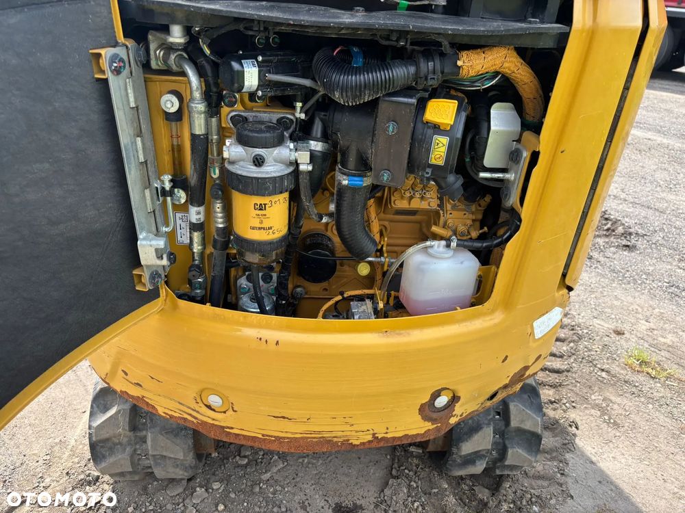 Caterpillar 301.8 - 13