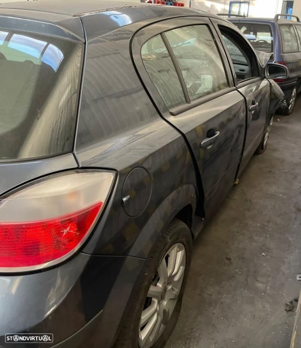 Para Peças Opel Astra H (A04) - 1