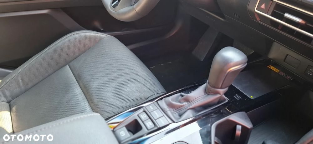 Toyota Camry 2.5 Hybrid Prestige CVT - 20