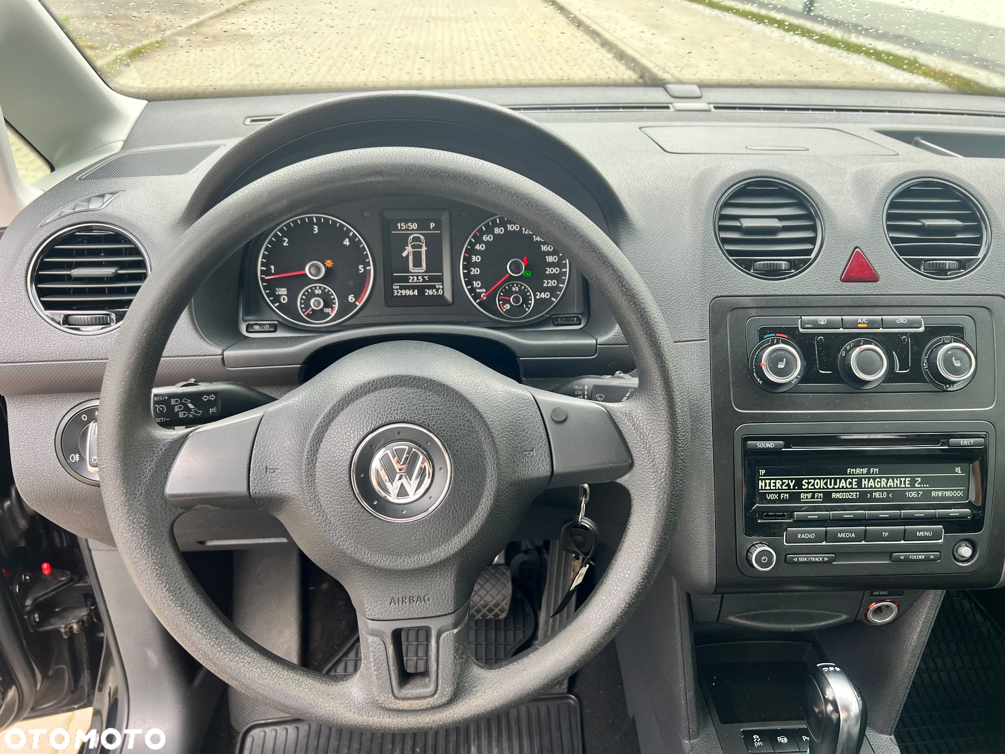 Volkswagen Caddy Maxi 1.6 TDI Comfortline DSG - 22