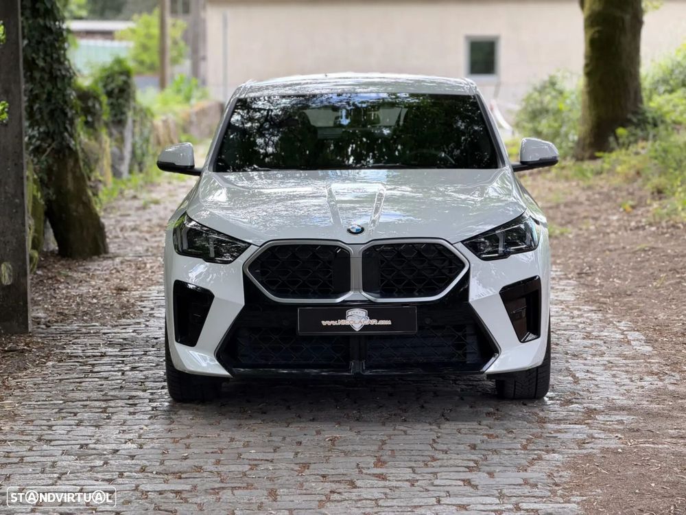 BMW X2 18 d sDrive Auto Pack M - 4