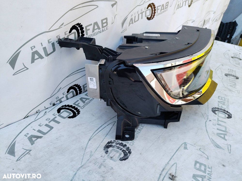 Far dreapta Opel Mokka B Full LED iLux 9834016680 nou original - 3