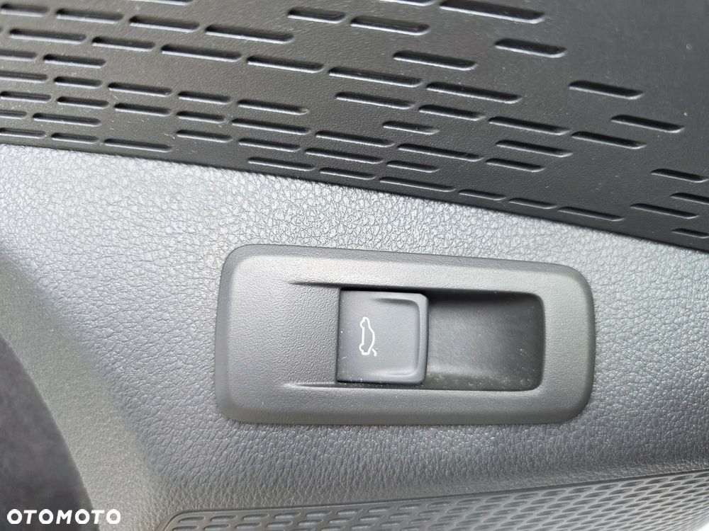 Skoda Octavia 2.0 TDI Style DSG - 38
