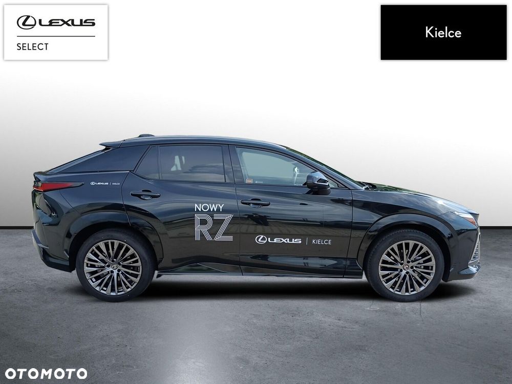 Lexus RZ - 7