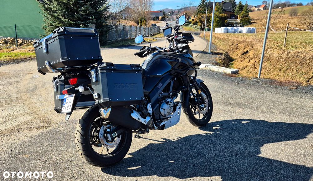 Suzuki V-STROM - 4
