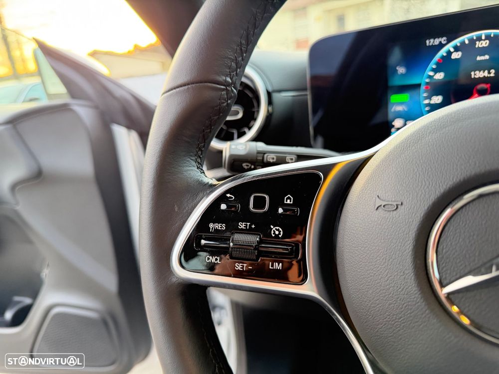 Mercedes-Benz CLA 250 e Shooting Brake Style Plus - 28