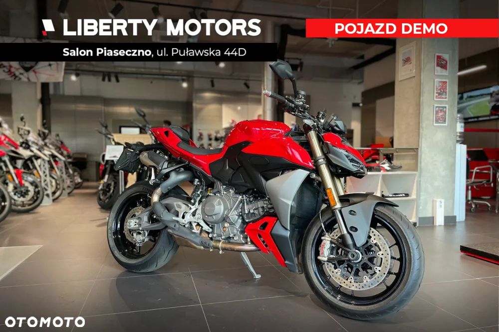 Ducati Streetfighter V2 - 1