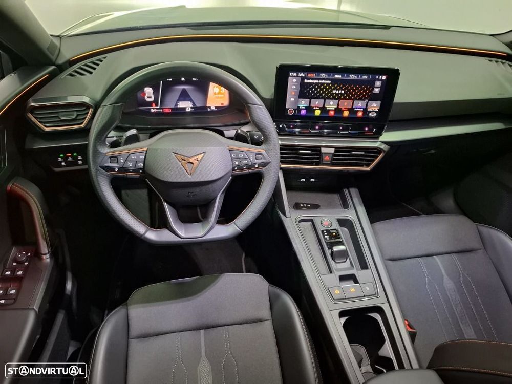 Cupra Leon 1.5 eTSI MID DSG - 16