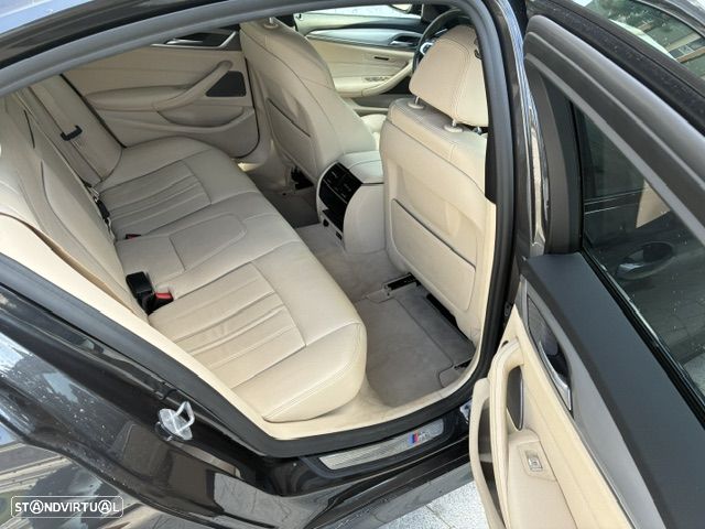 BMW 530 e iPerformance Pack M - 24