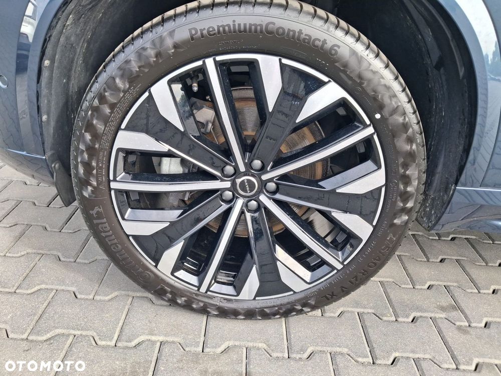 Volvo XC 90 - 23