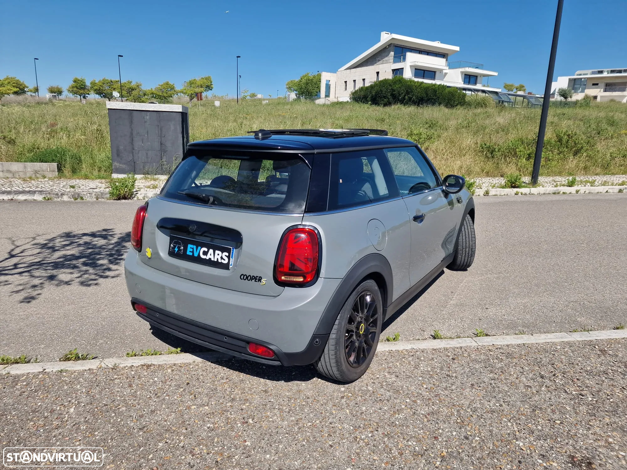 MINI 3 Portas Cooper SE Camden Edition - 15