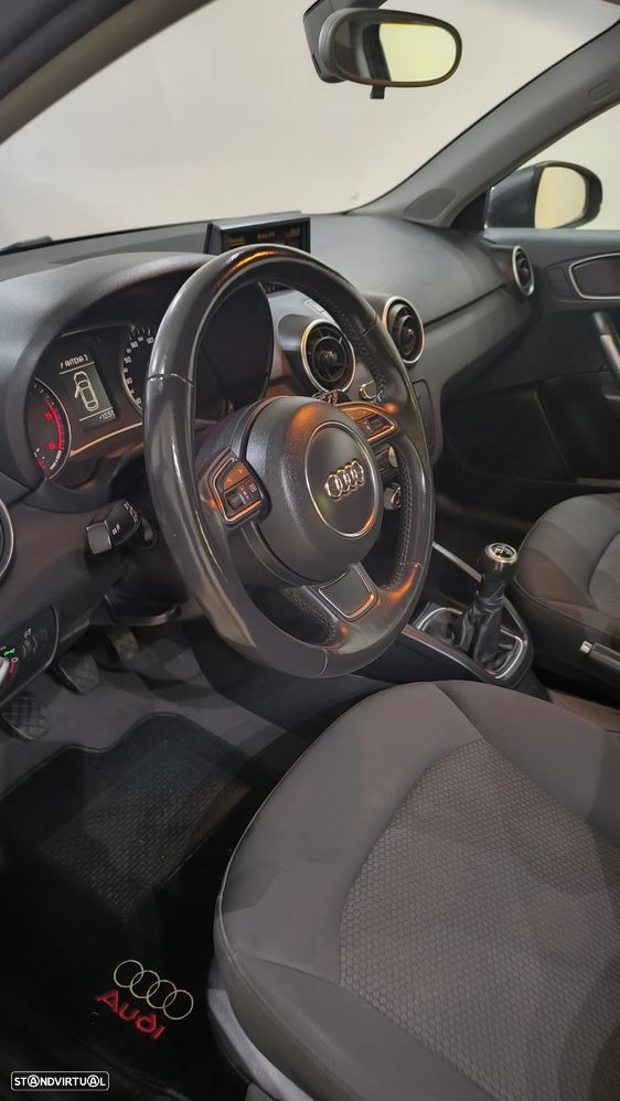 Audi A1 1.6 TDI S line Sport Pack - 12