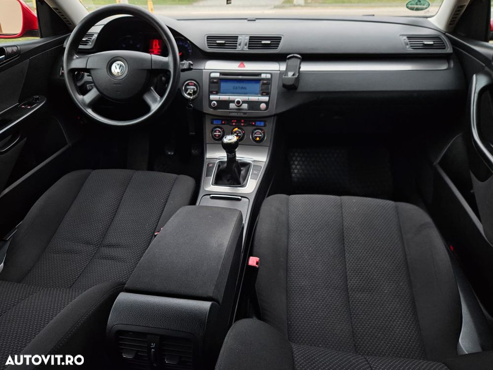 Volkswagen Passat Variant 1.9 TDI DPF BlueMotion - 7