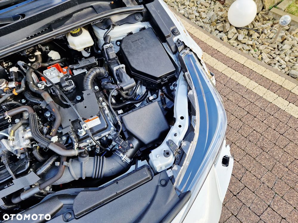 Toyota Corolla 2.0 Hybrid GR Sport Dynamic - 31